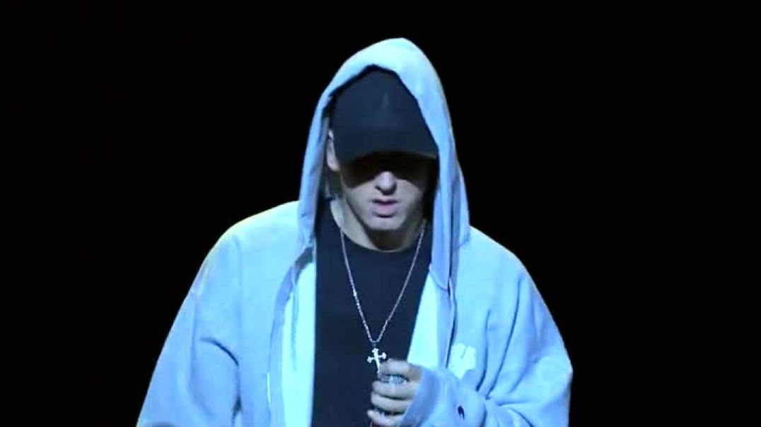 Eminem_Lose_Yourself_Live