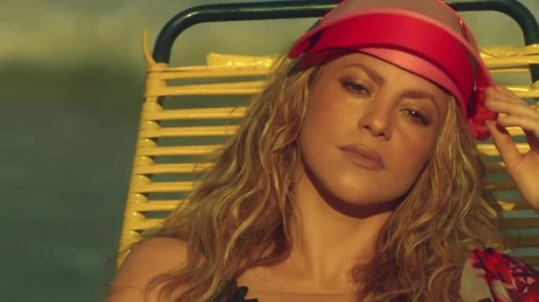 Shakira, Maluma - Clandestino (Video Oficial-Official Music Video) ft. Maluma